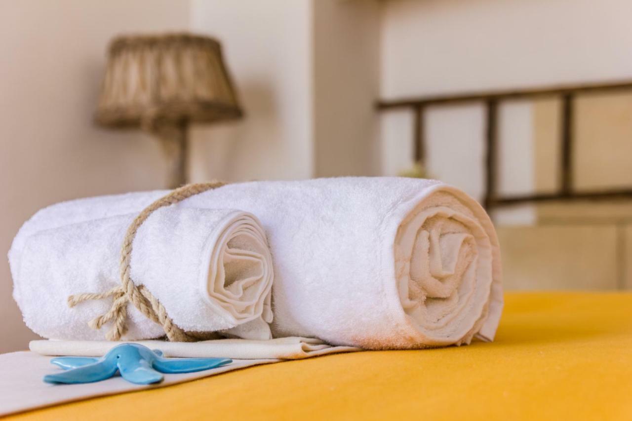 Il Cortile Dei Nonni Bed & Breakfast Morciano di Leuca Ngoại thất bức ảnh